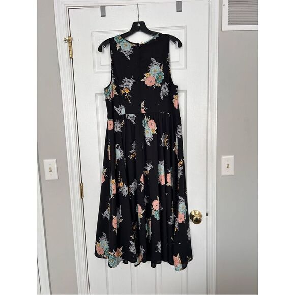 Torrid maxi dress size 16 C2-16 - Picture 2 of 3